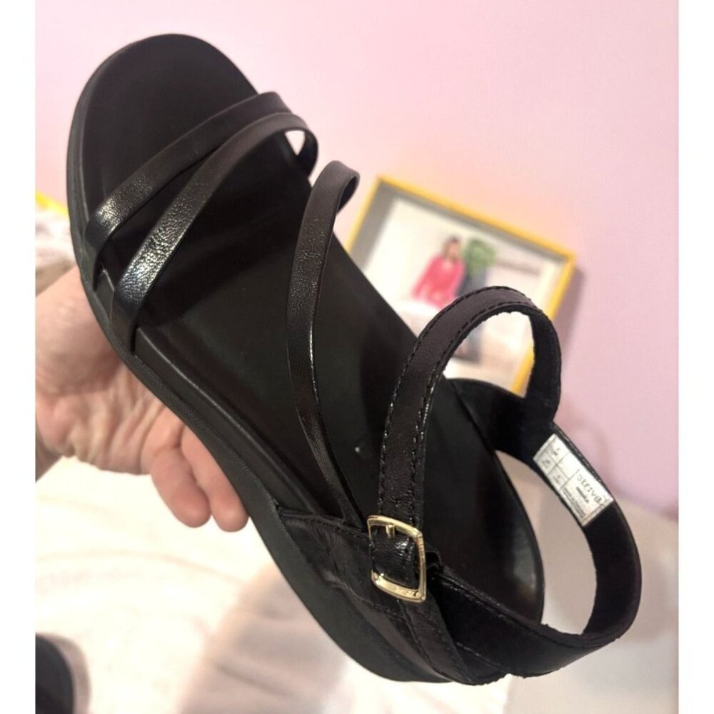 Strive Anguila - Women's Casual / Dress Sandal With Support black- 6 Medium - Picture 2 of 8
